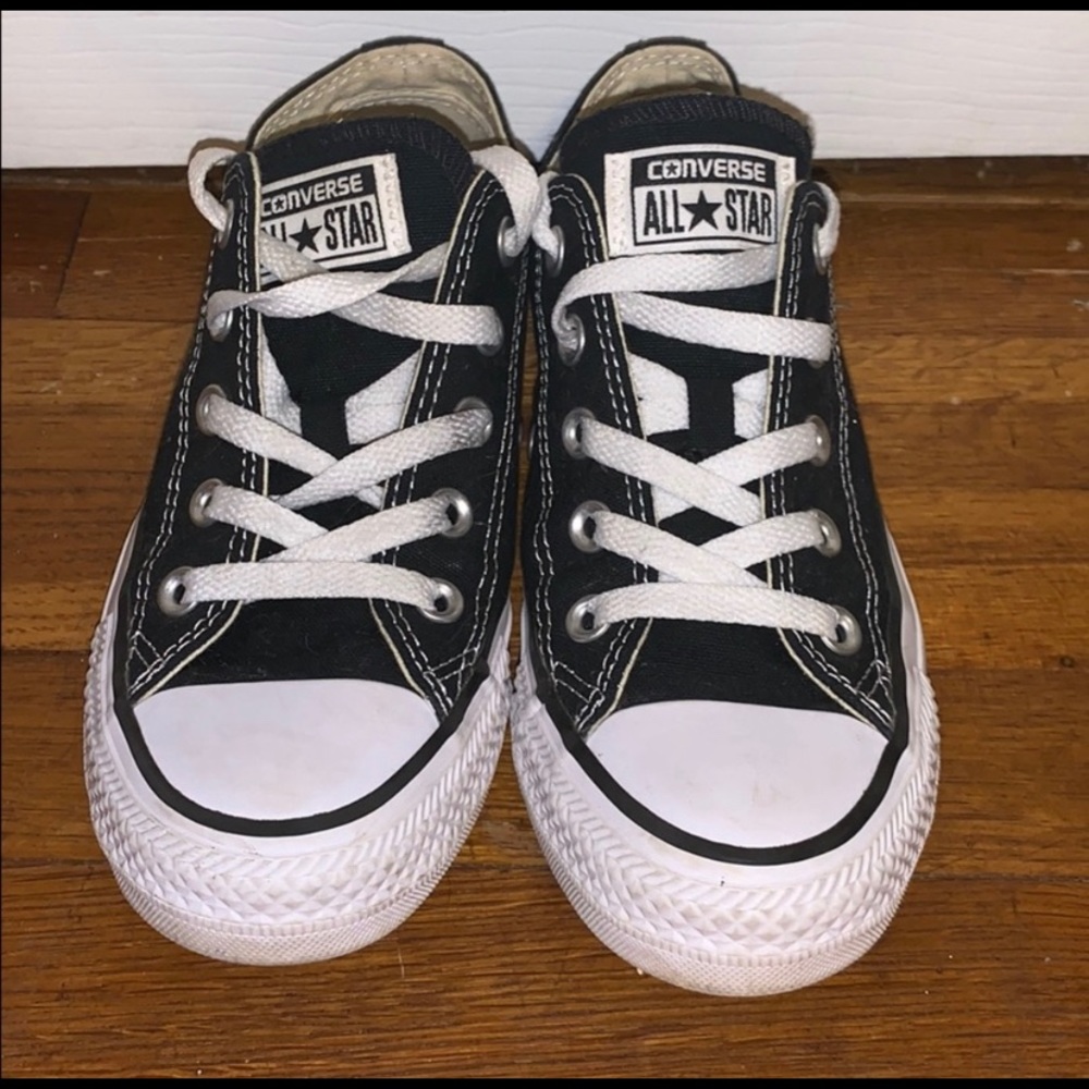 Black converse
